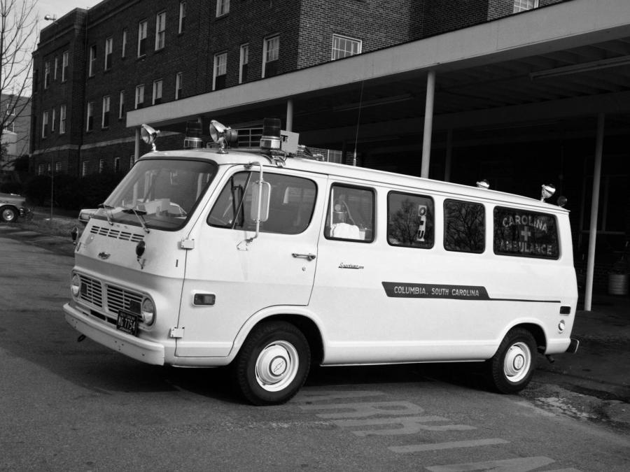  Chevrolet Chevy Van Sportvan 108 Ambulance 1969 года  (фото 1 из 1)